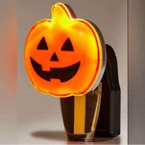 NWT Neon Pumpkin wallflower plug